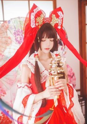 女厕撒尿全部自慰亚洲_超清免费观看超清